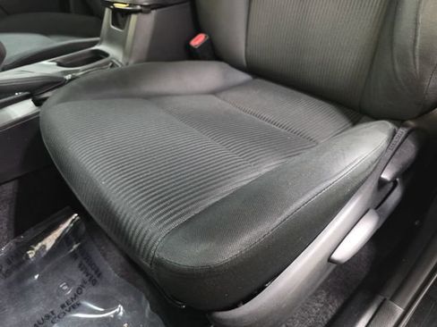 Used 2017 Toyota RAV4 LE w/ All Weather Liner Package AWD/4WD image 27