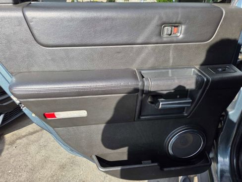 Used 2006 HUMMER H2 image 9