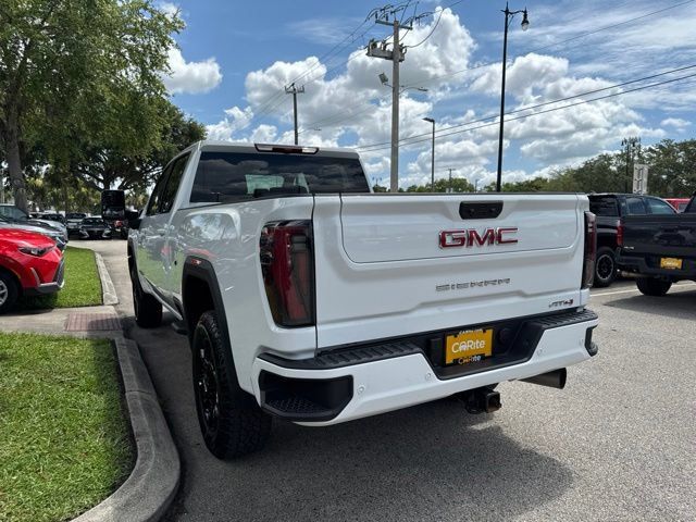 Used 2025 GMC Sierra 2500 AT4 AWD/4WD image 5