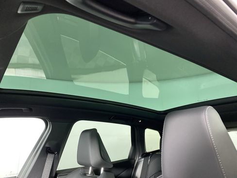 New 2026 BMW X3 xDrive30 w/ Premium Package image 10