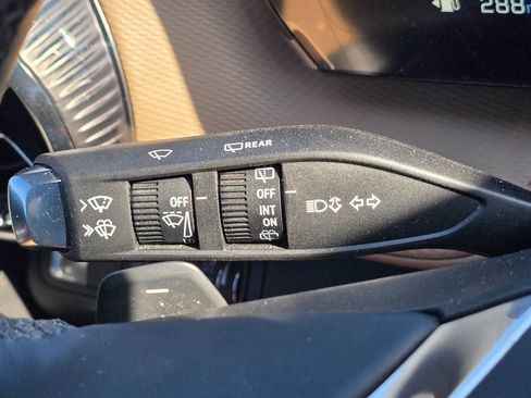Used 2025 Chevrolet Equinox ACTIV w/ Safety and Technology Package AWD/4WD image 20