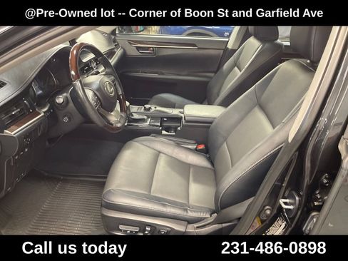 Used 2018 Lexus ES 350 w/ Premier Package FWD image 14