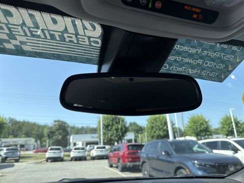 Used 2021 Chevrolet Blazer LT FWD image 15