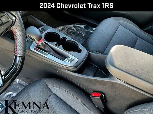Used 2024 Chevrolet Trax RS w/ Driver Confidence Package image 19