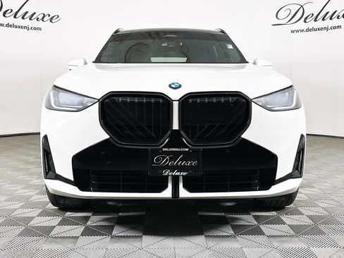 Used 2025 BMW X3 xDrive30i w/ M Sport Package AWD/4WD image 2