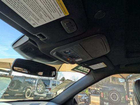 Used 2020 Ford Explorer ST image 22