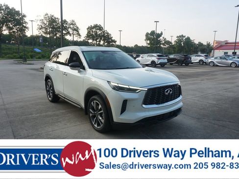 Used 2023 INFINITI QX60 Luxe w/ Cargo Package FWD image 1