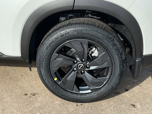 New 2026 Nissan Rogue SV image 8