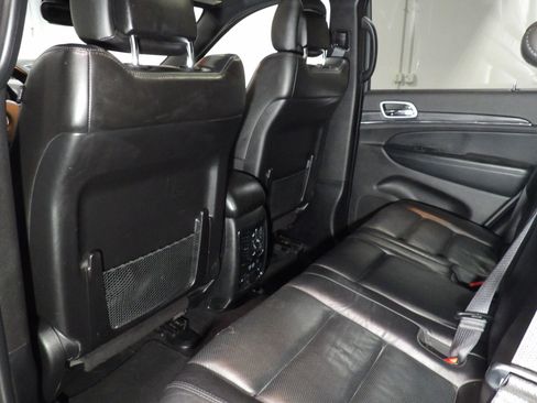 Used 2021 Jeep Grand Cherokee Limited w/ Luxury Group II AWD/4WD image 13