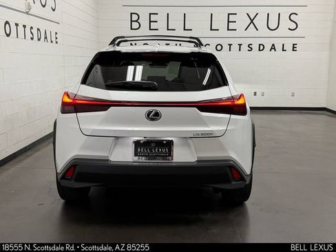 Certified 2025 Lexus UX 300h FWD w/ Accessory Package (Z2) image 5