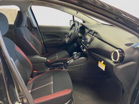 New 2025 Nissan Versa SR FWD image 15