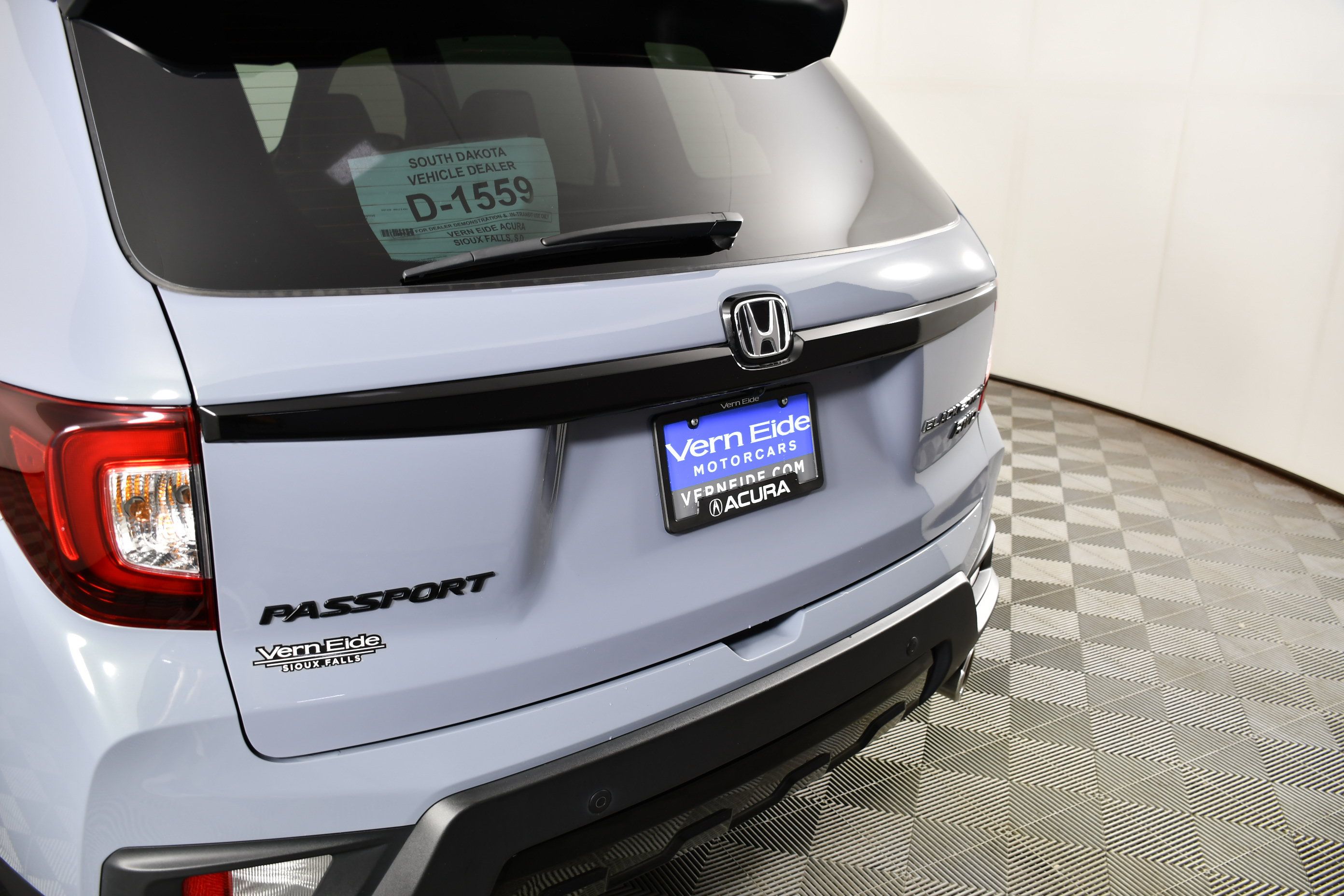 Used 2024 Honda Passport Black Edition image 15