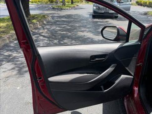 Used 2024 Toyota Corolla LE FWD image 13