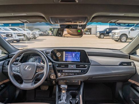 Used 2023 Lexus ES 350 w/ Premium Package image 33