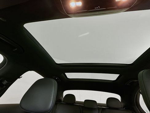 Used 2023 Mercedes-Benz C 300 C 300 image 22