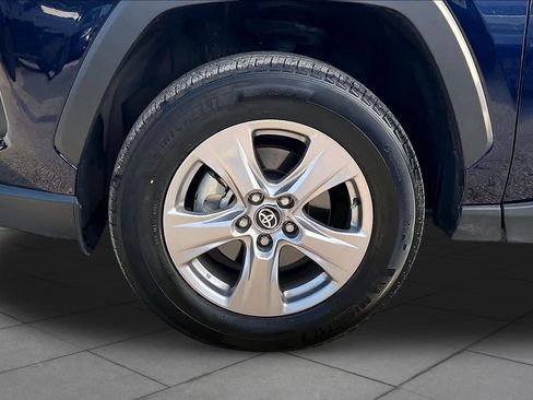Used 2025 Toyota RAV4 XLE w/ Convenience Package FWD image 11