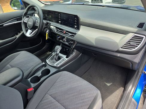 Used 2024 Kia Seltos LX AWD/4WD image 17