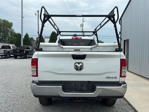 Used 2021 RAM 2500 Tradesman w/ Chrome Appearance Group AWD/4WD image 4