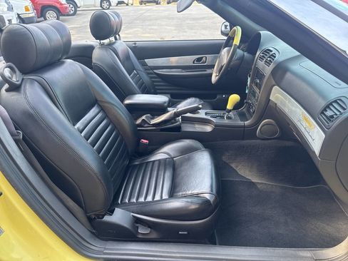 Used 2002 Ford Thunderbird RWD image 14