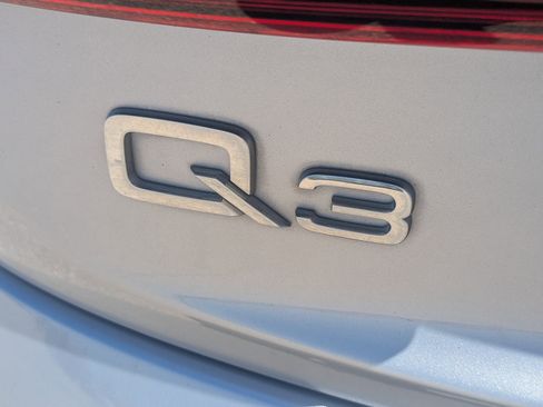 Used 2018 Audi Q3 2.0T Premium Plus w/ Premium Plus Package image 12