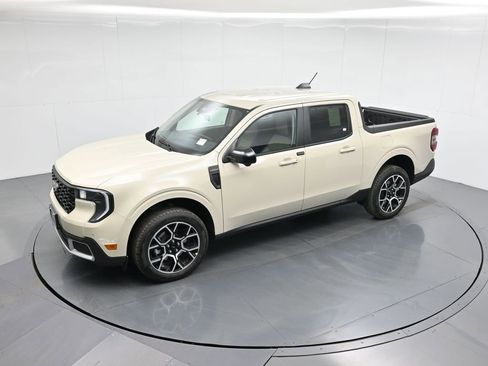 New 2025 Ford Maverick Lariat w/ 4K Tow Package image 42