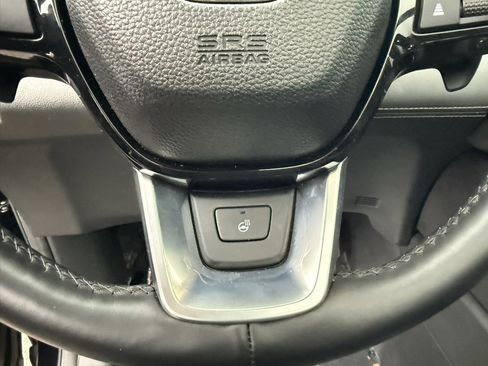 Used 2024 Honda Pilot Elite image 13