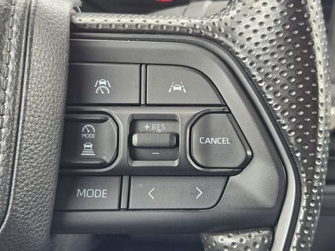 Used 2024 Toyota Tacoma SR5 AWD/4WD image 22