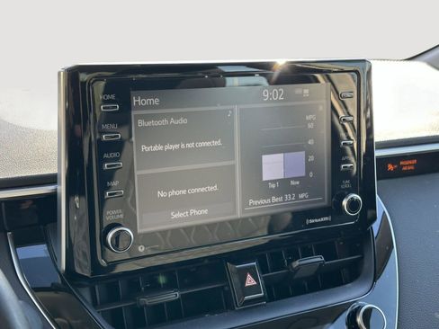 Used 2021 Toyota Corolla LE w/ LE Convenience Package image 12