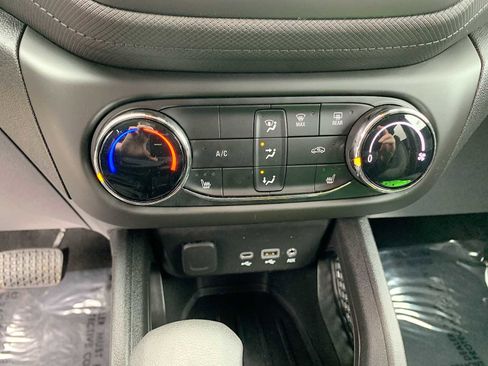 Certified 2023 Chevrolet TrailBlazer LT FWD image 17