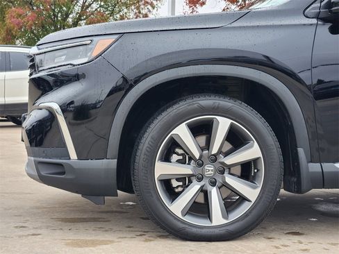 Certified 2023 Honda Pilot Elite image 9