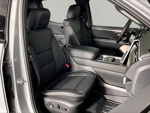 New 2026 GMC Sierra EV Denali AWD/4WD image 12