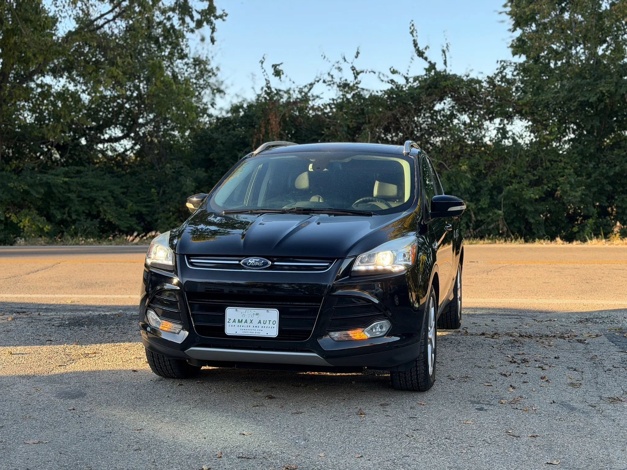 Used 2016 Ford Escape Titanium w/ Equipment Group 301A AWD/4WD image 6