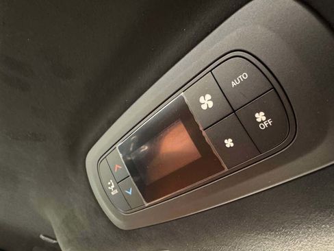 New 2026 Chrysler Pacifica Pinnacle image 23