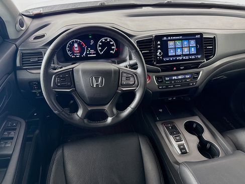 Certified 2025 Honda Ridgeline Sport image 25