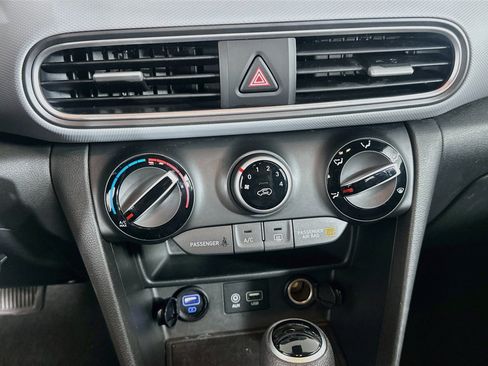 Used 2021 Hyundai Kona SE FWD image 22