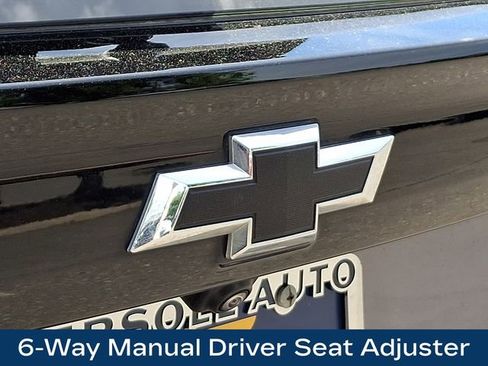 Used 2023 Chevrolet Bolt EUV LT w/ Comfort Package FWD image 33