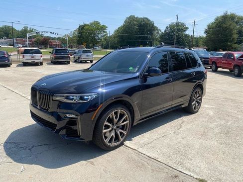 Used 2020 BMW X7 M50i w/ Dynamic Handling Package AWD/4WD image 1
