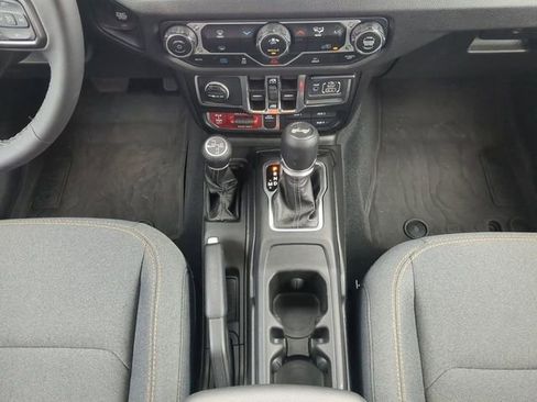 Used 2025 Jeep Wrangler Unlimited Sport S 4xe AWD/4WD image 20