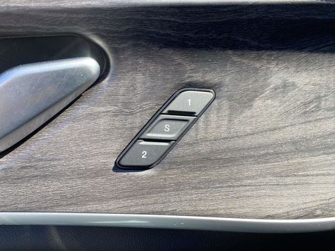 Certified 2022 Jeep Grand Cherokee L Limited image 14