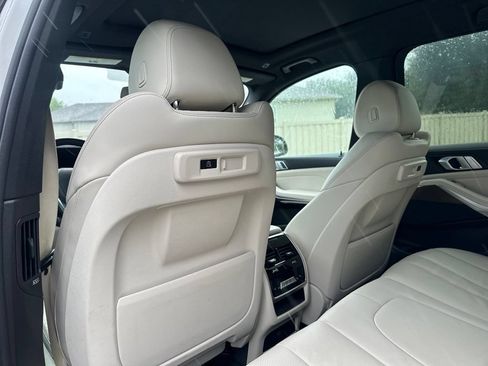Used 2019 BMW X5 xDrive40i w/ Convenience Package AWD/4WD image 22