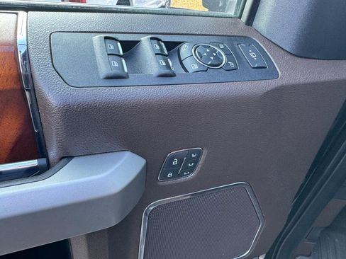 Used 2021 Ford F250 King Ranch image 14