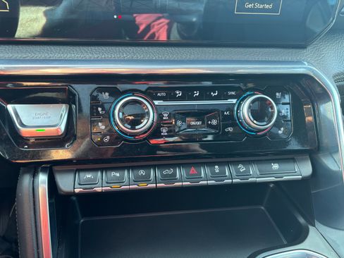 Used 2024 GMC Sierra 1500 Denali image 16