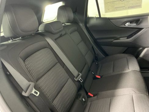 New 2027 Chevrolet Equinox LT w/ Safety and Technology Package AWD/4WD image 9