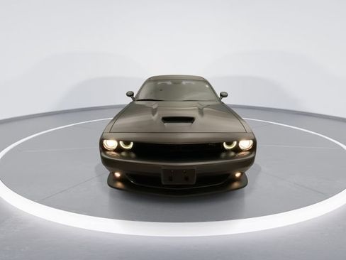 Used 2019 Dodge Challenger R/T w/ Blacktop Package RWD image 9