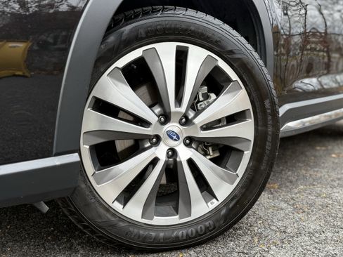 Used 2020 Subaru Ascent Touring image 8