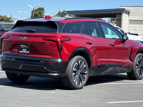 Used 2024 Chevrolet Blazer EV RS image 4