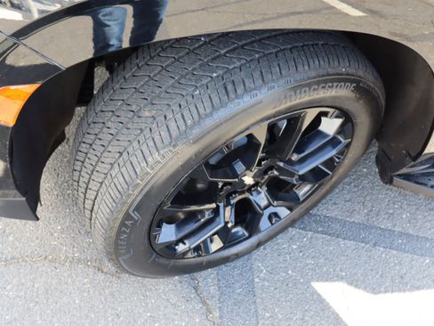 Used 2022 Chevrolet Tahoe High Country image 45