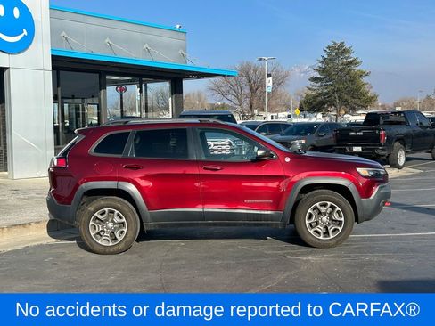 Used 2019 Jeep Cherokee Trailhawk w/ Cold Weather Group image 2