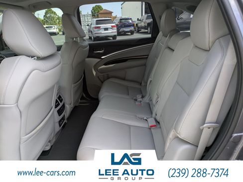Used 2018 Acura MDX SH-AWD w/ Technology Package image 12
