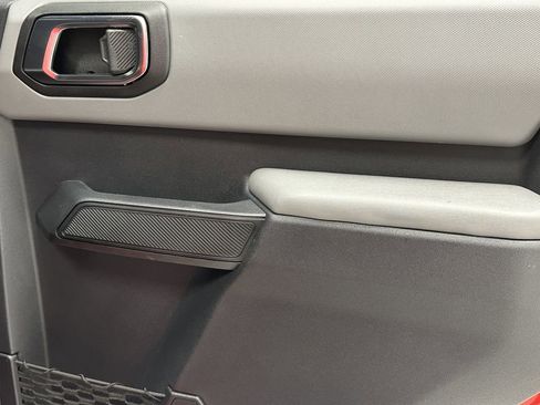 Used 2023 Ford Bronco Big Bend w/ Sasquatch Package image 22